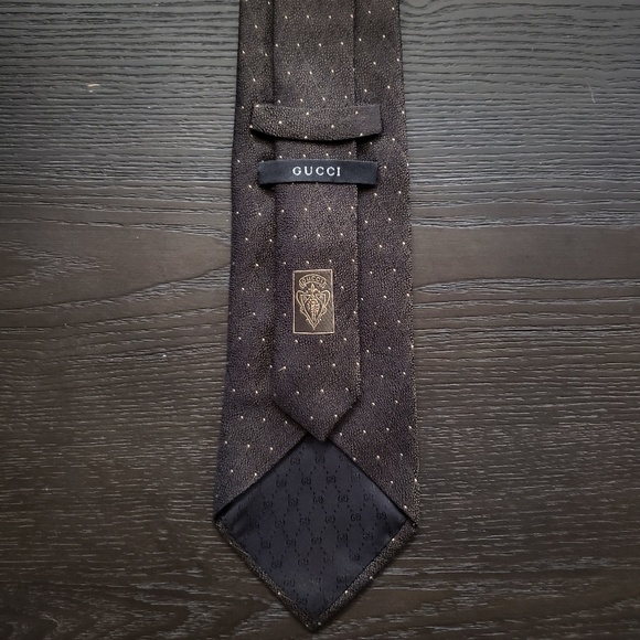 GUCCI GEOMETRIC PATTERN WOVEN SILK NECKTIE - Picture 2 of 5
